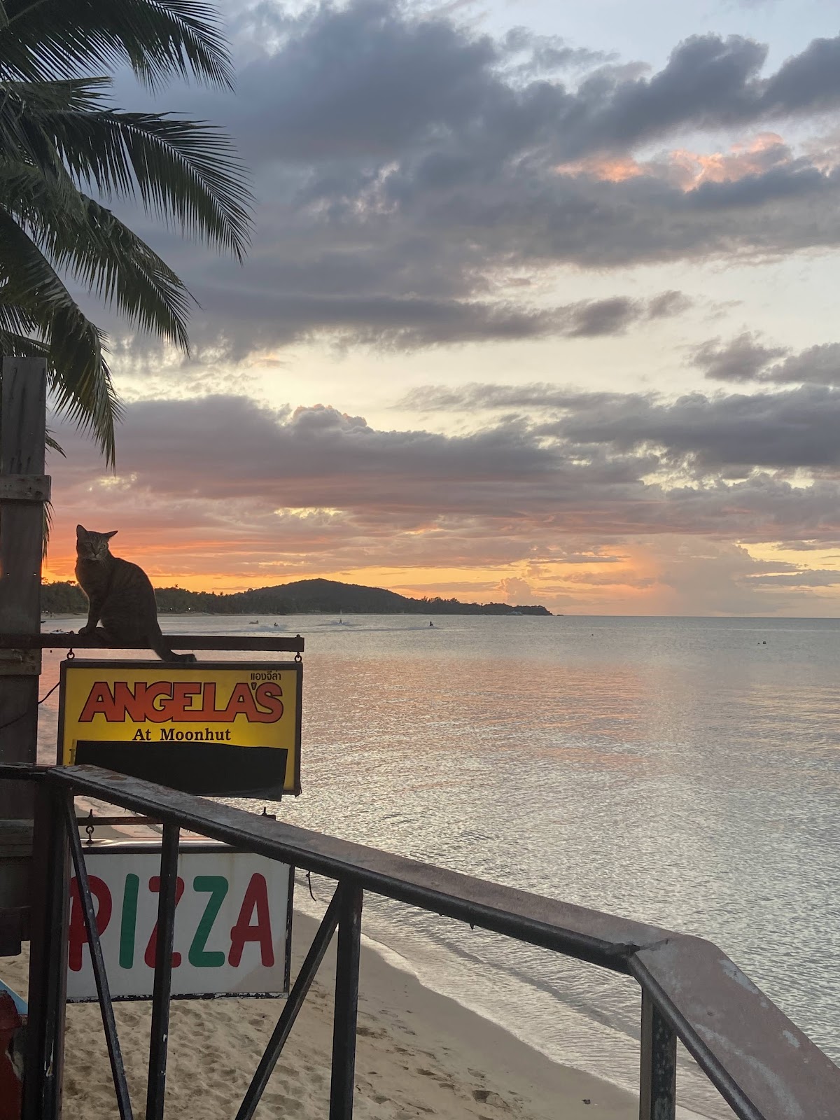 Moonhut Beach Restaurant - Gallery image 7