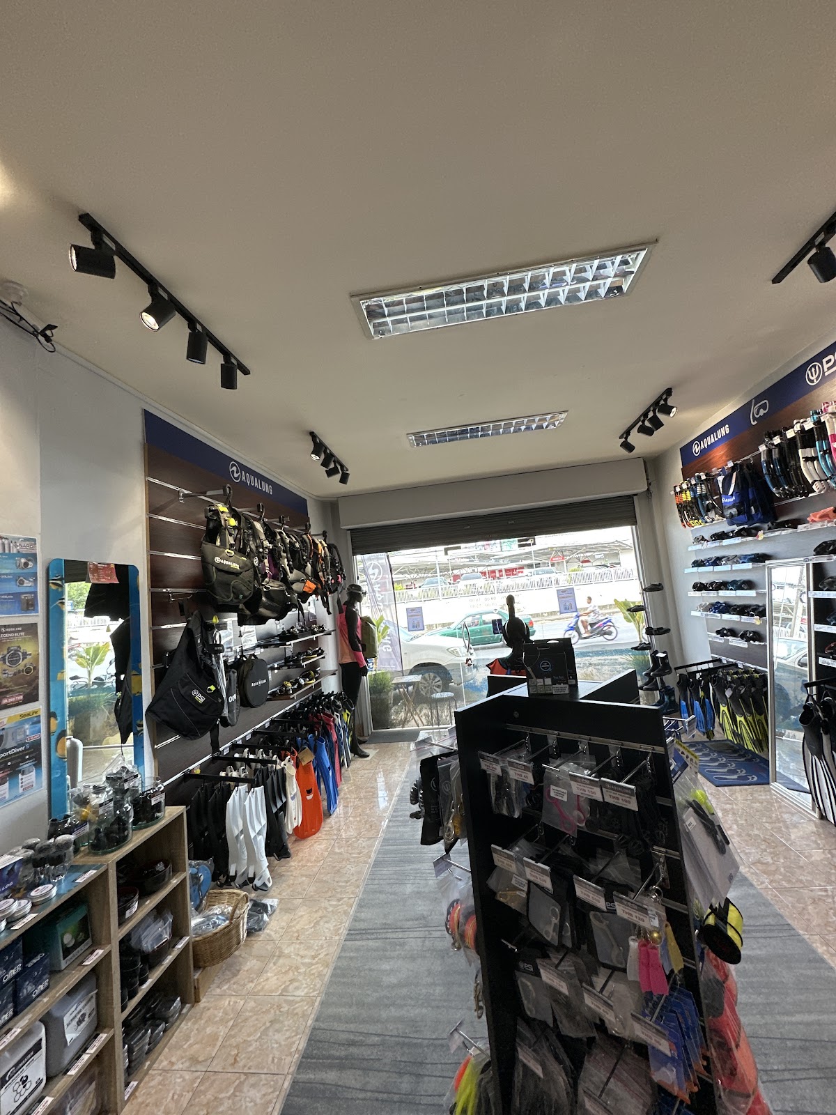 Aquamaster - Gallery image 4