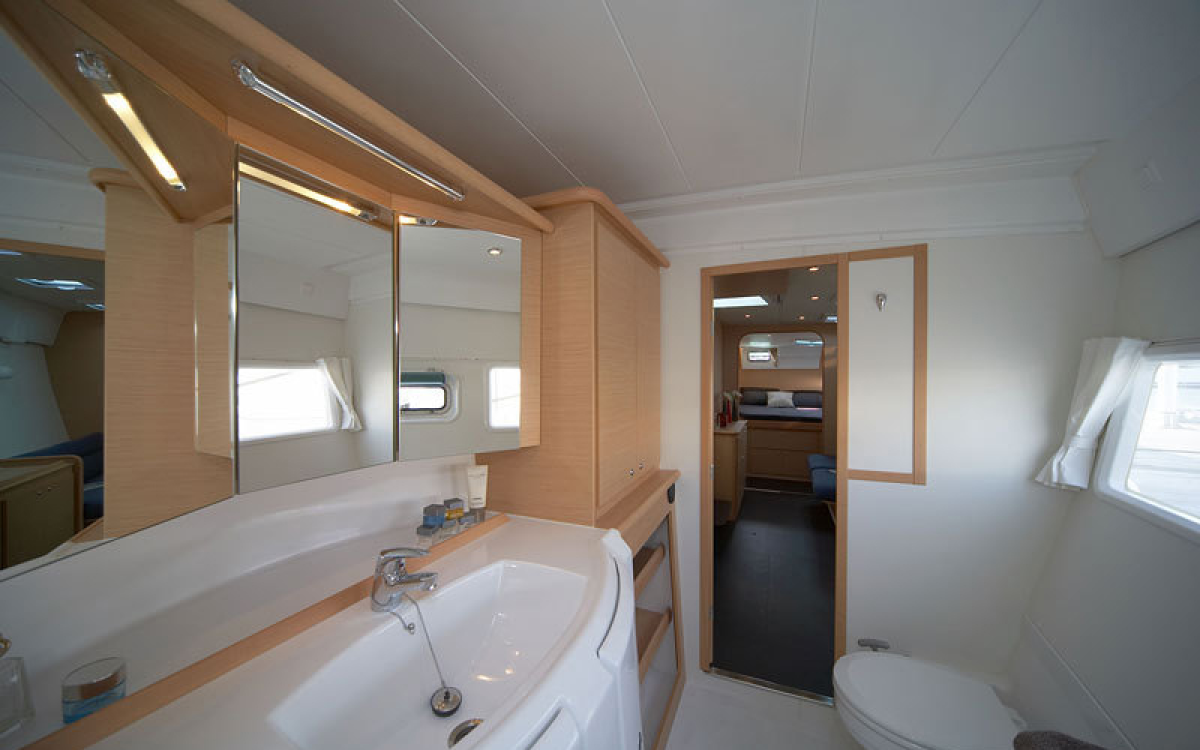 Blue Voyage Yachting - Gallery image 4