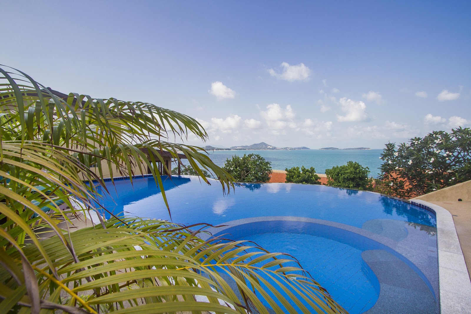 Boujis Boutique Resort