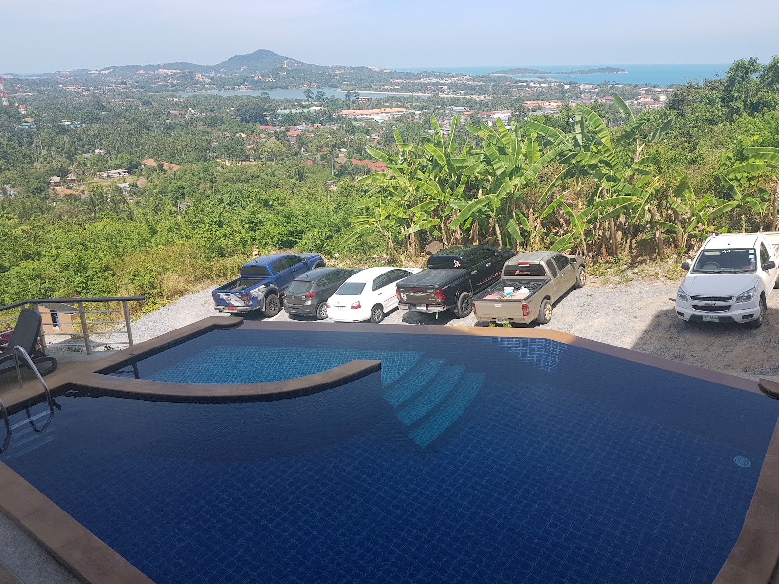 Chaweng Hill Village