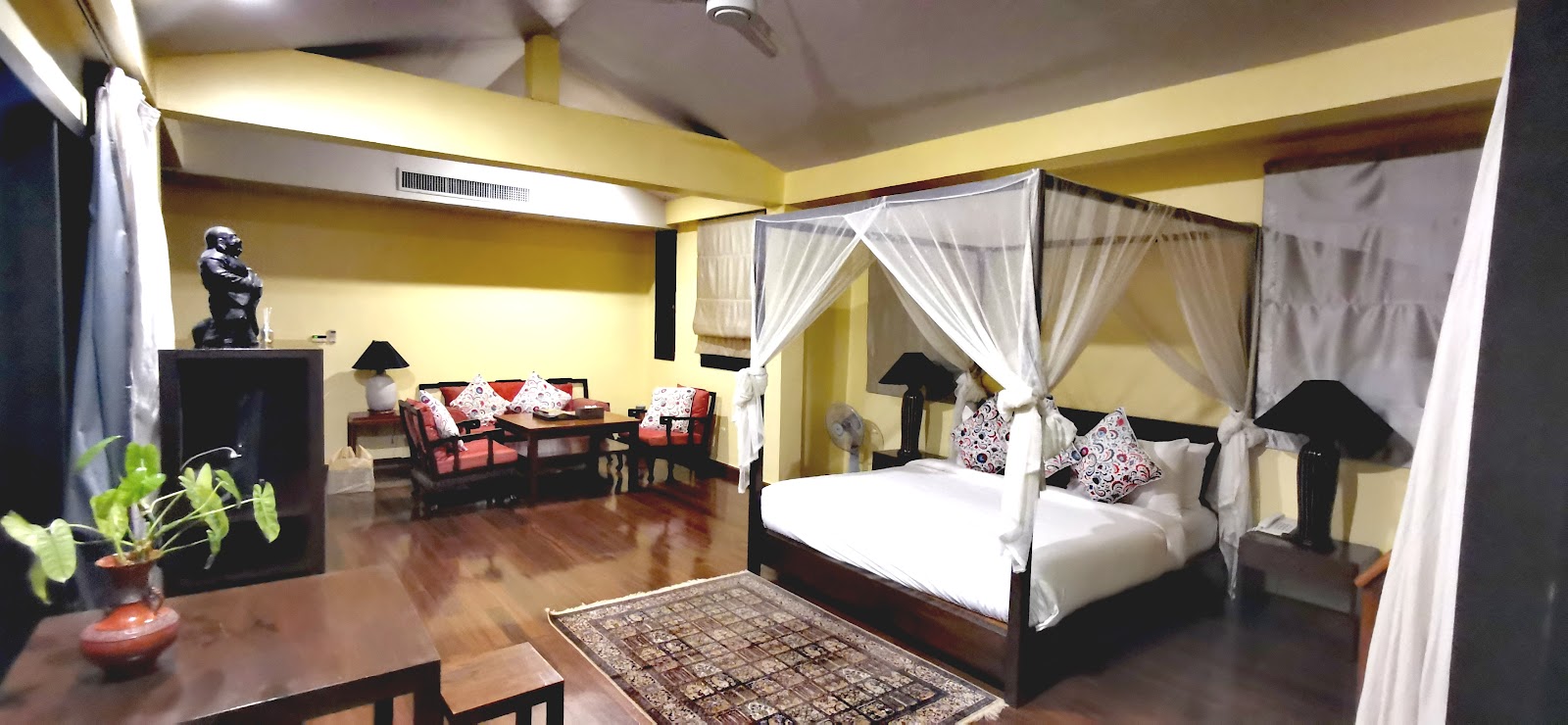 Cinnamon Beach Villas