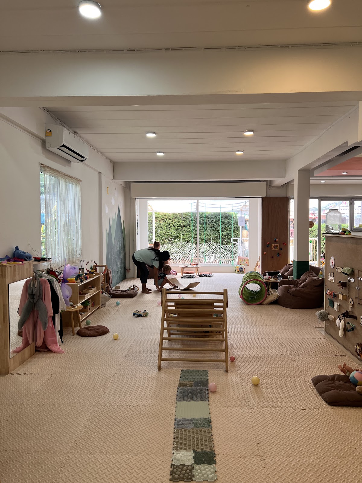 Clever Kids Playroom