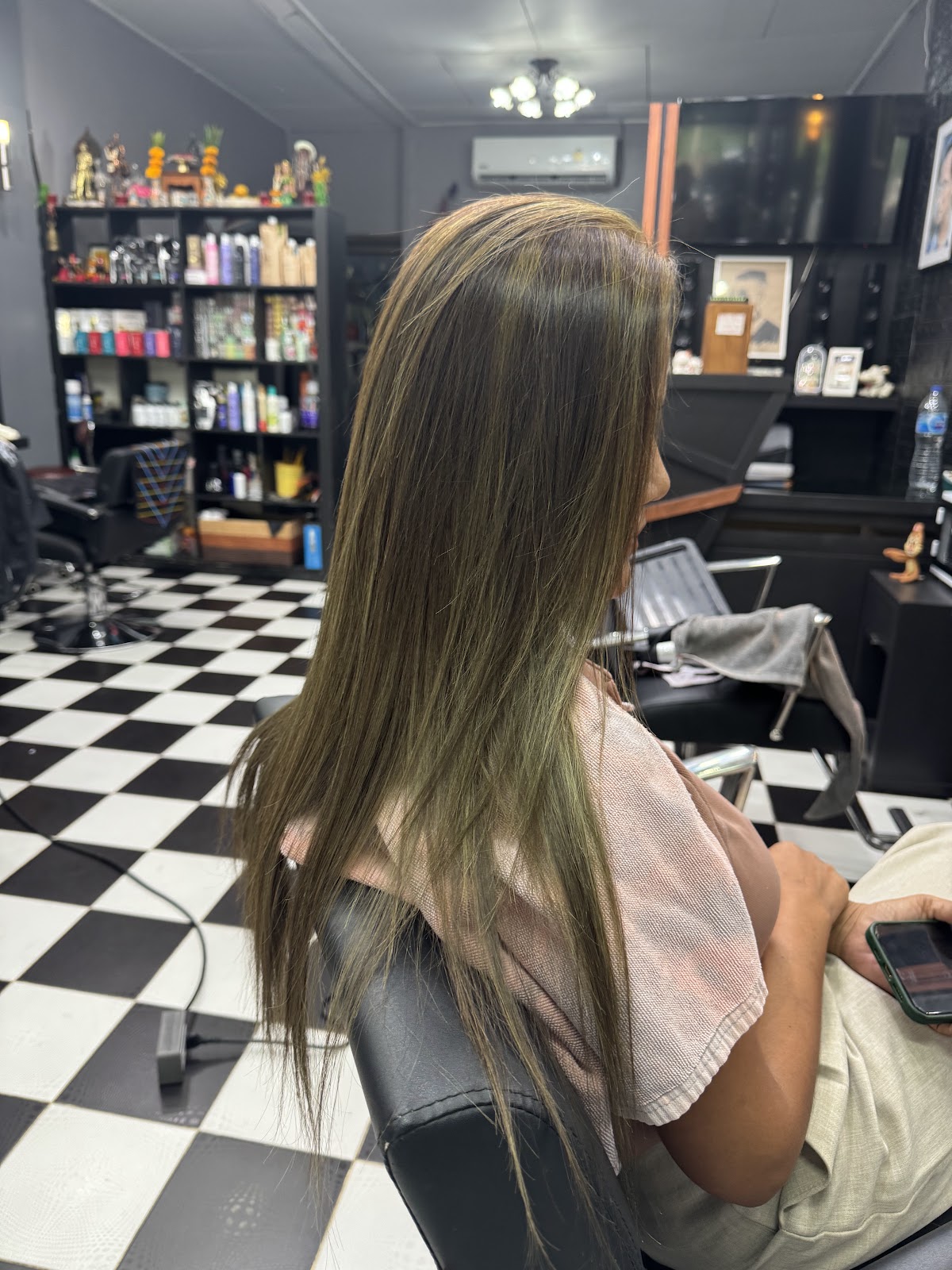 De' Salon - Gallery image 4