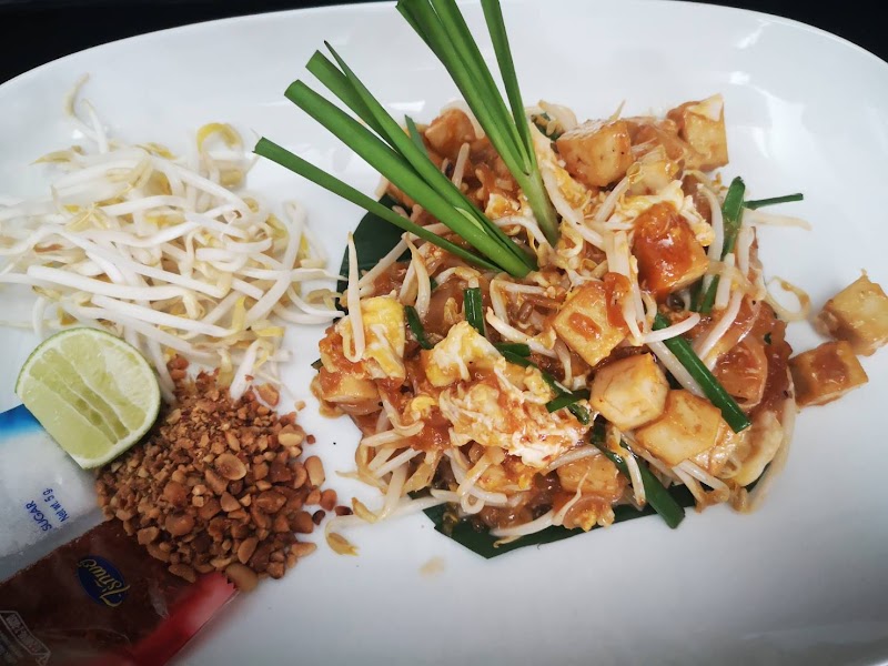 Delish Cafe & Restaurant - Gallery image 2