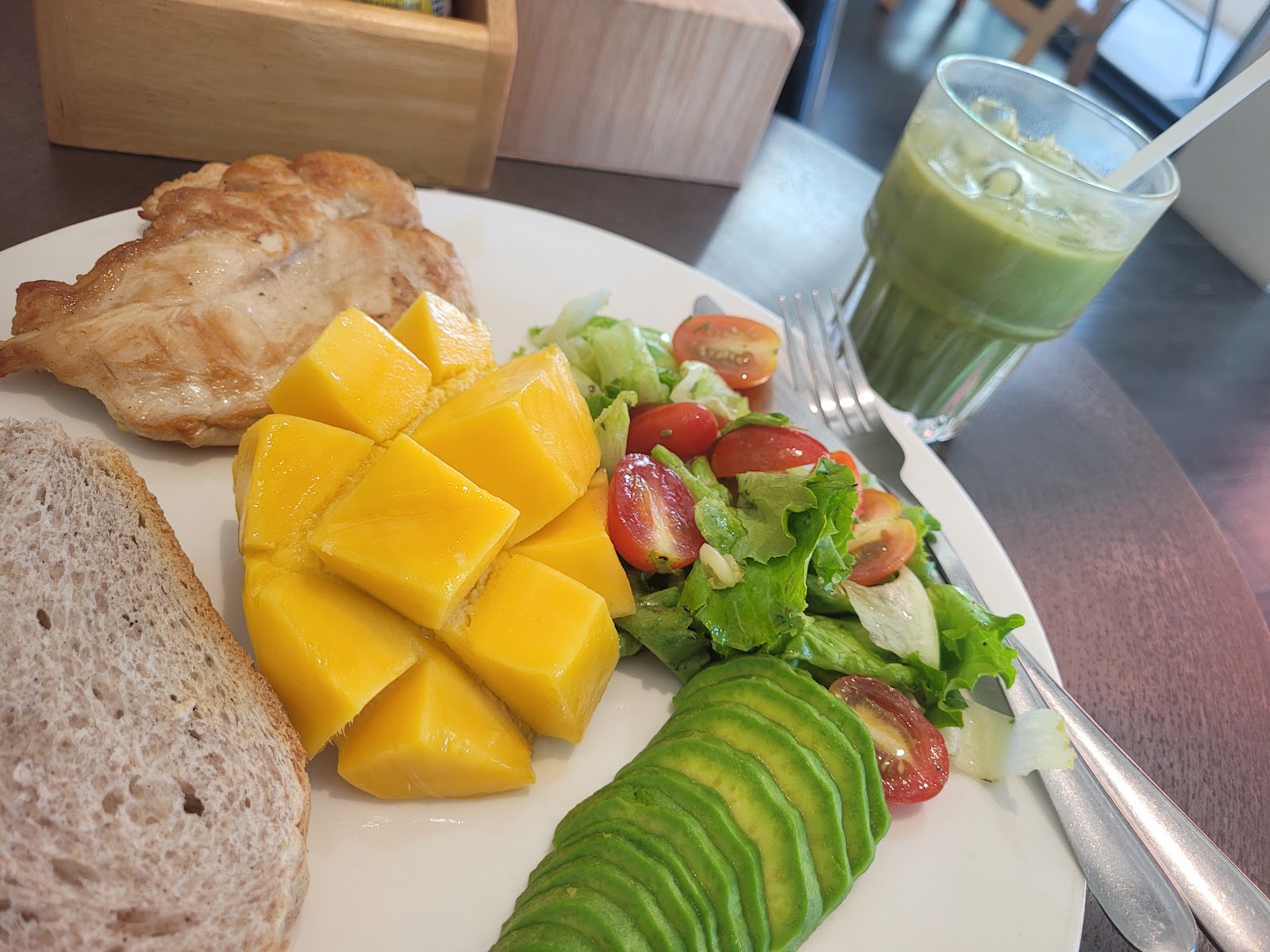 Delish Cafe & Restaurant - Gallery image 5
