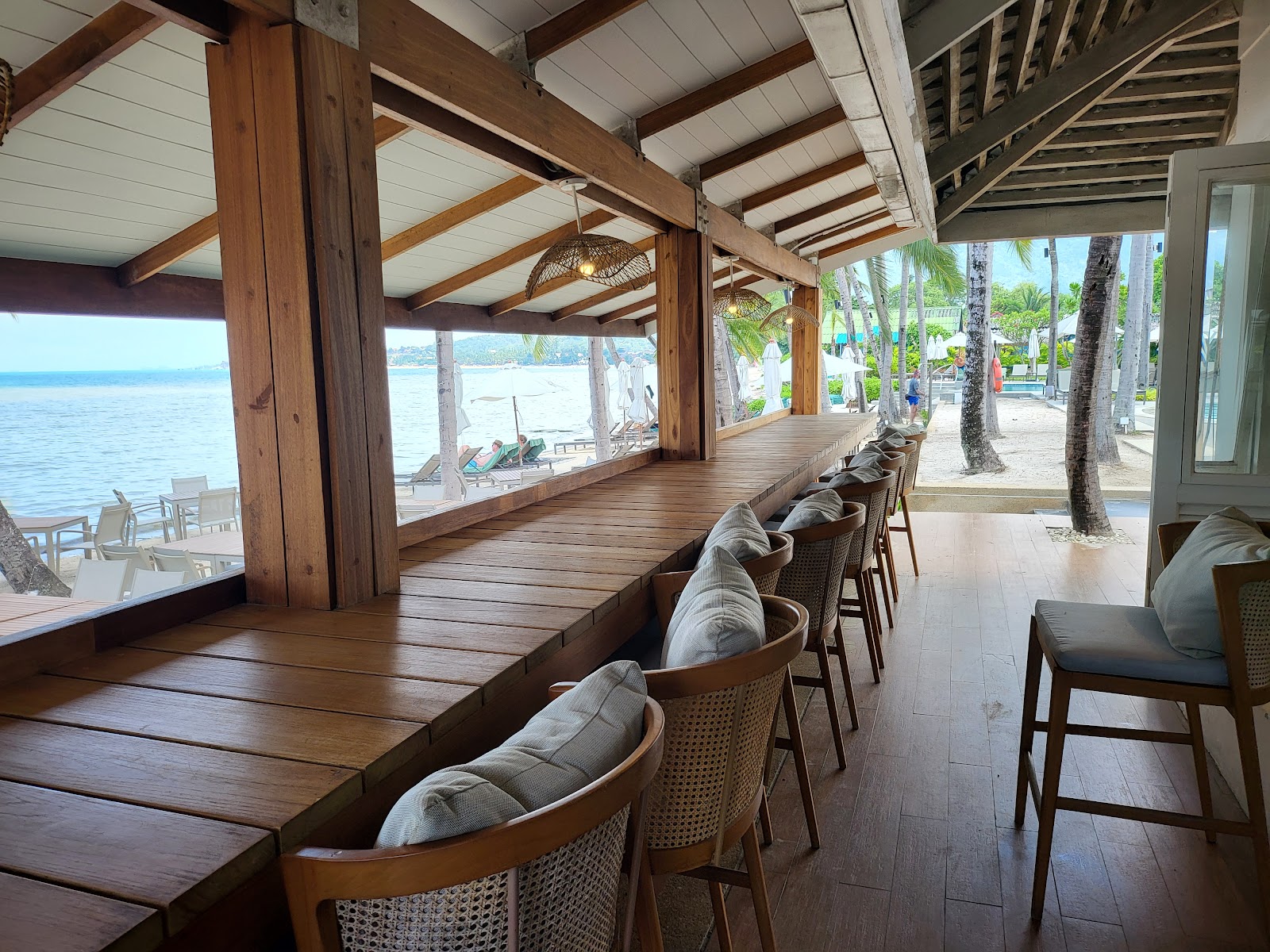 Edgewater Family Beach Club And Bar - Gallery image 5
