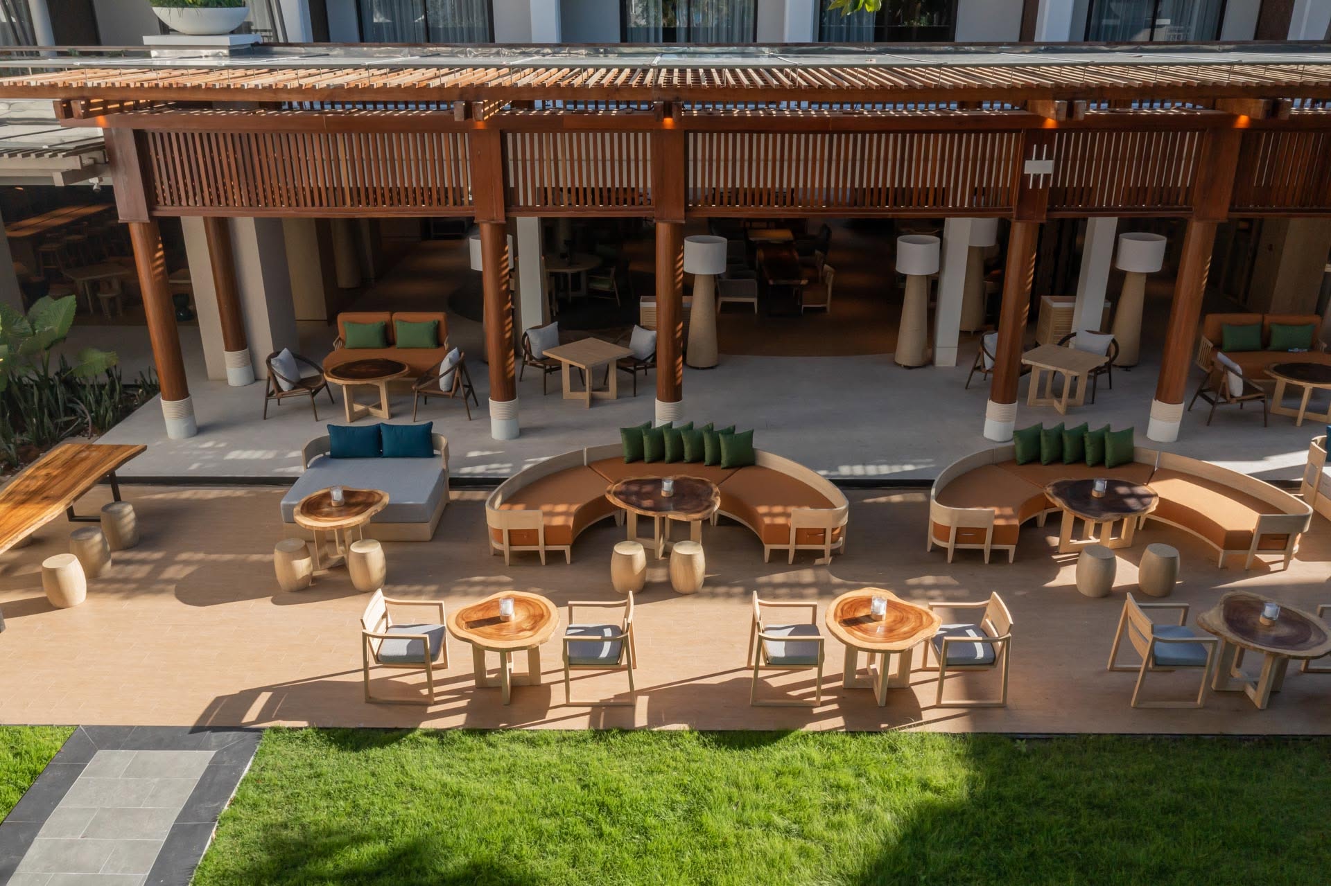 Holiday Inn Essence Bar & Lounge - Gallery image 7
