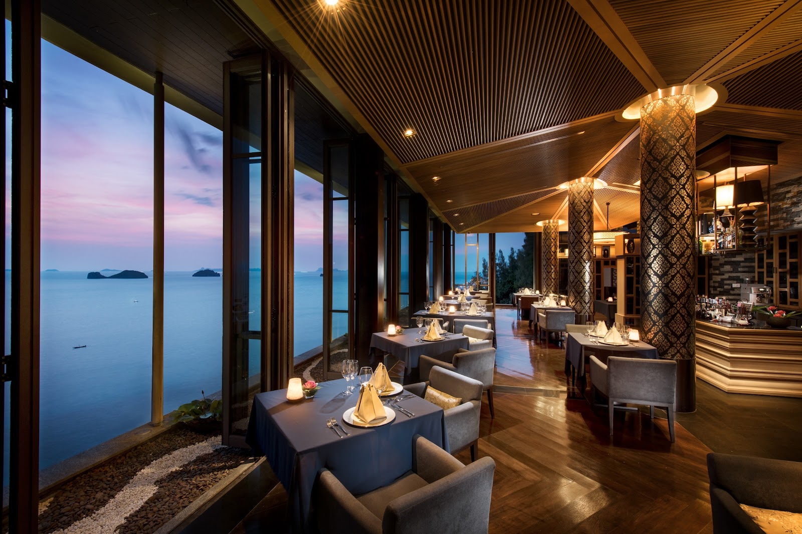 Jahn Restaurant