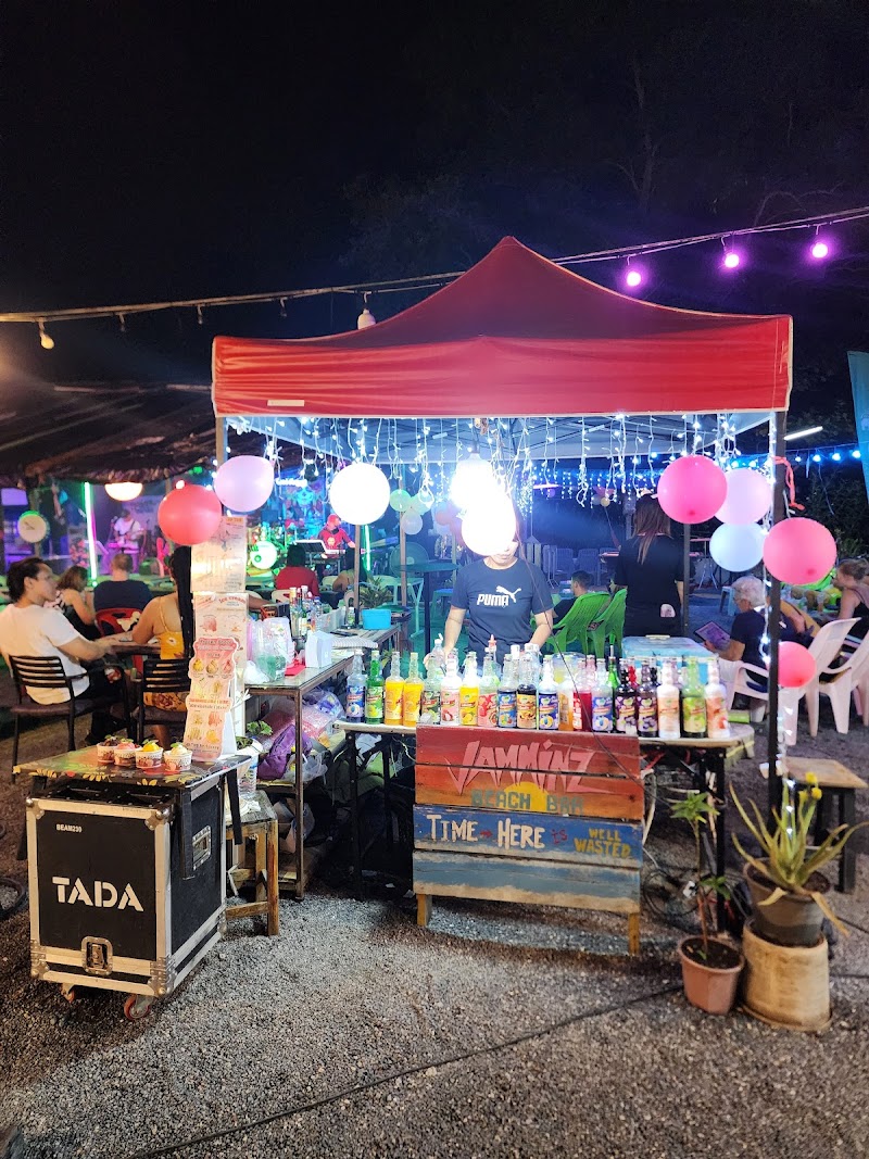 Jamminz Beach Bar