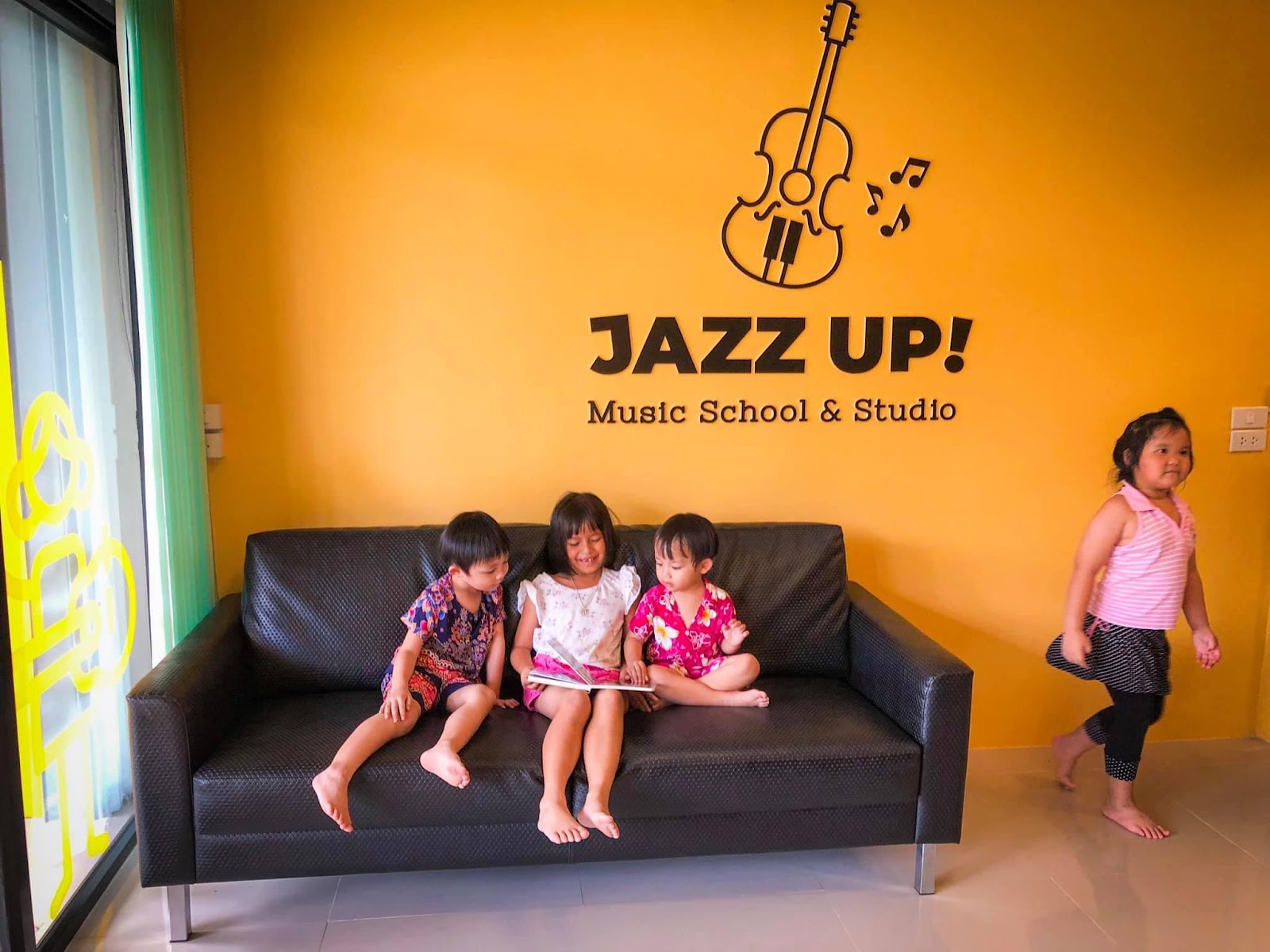 Jazz Up Music School & Studio