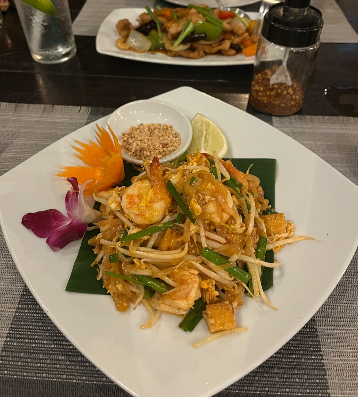 Jin's Bar And Restaurant - Gallery image 4