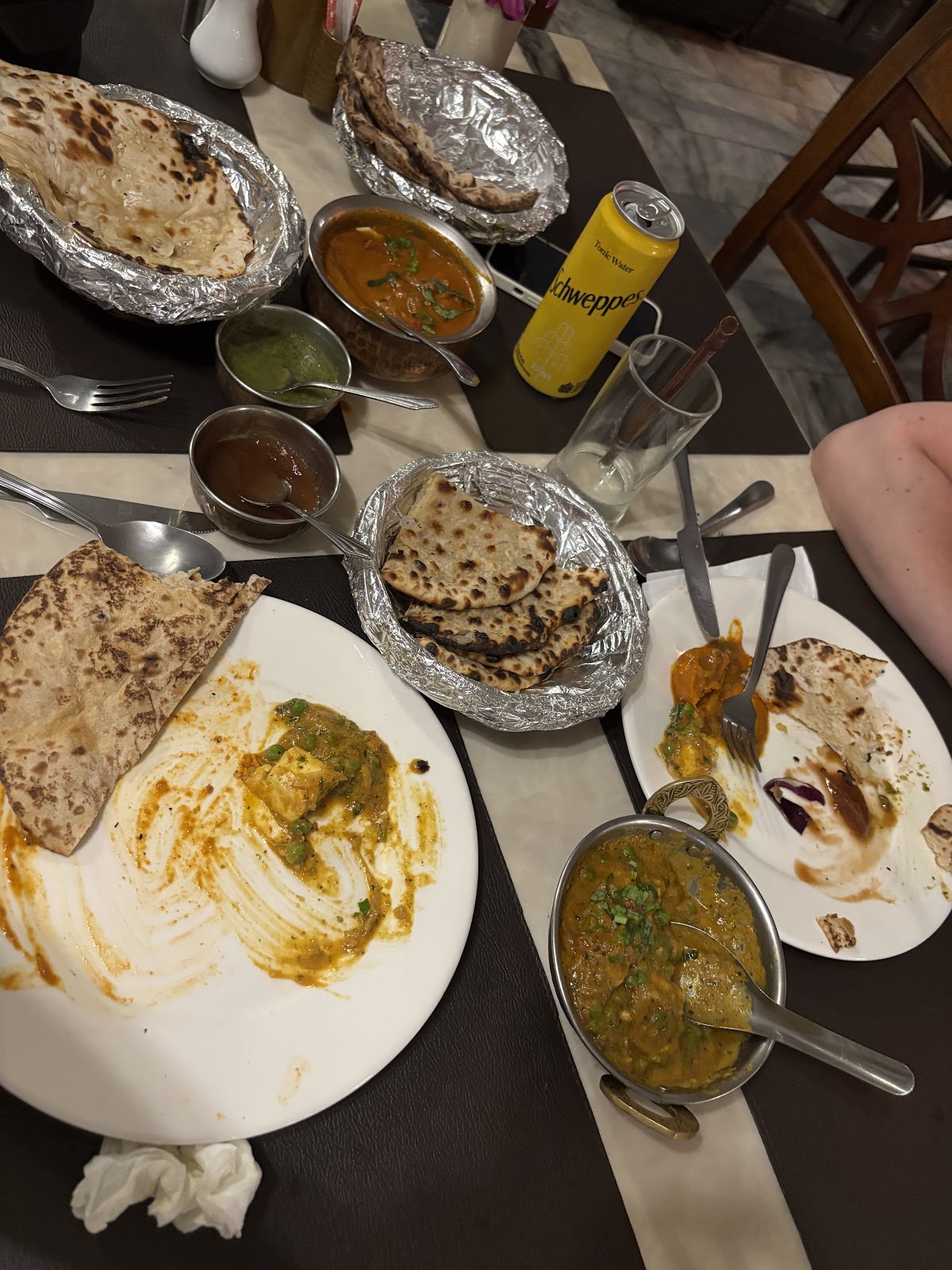 Kohinoor Indian Restaurant