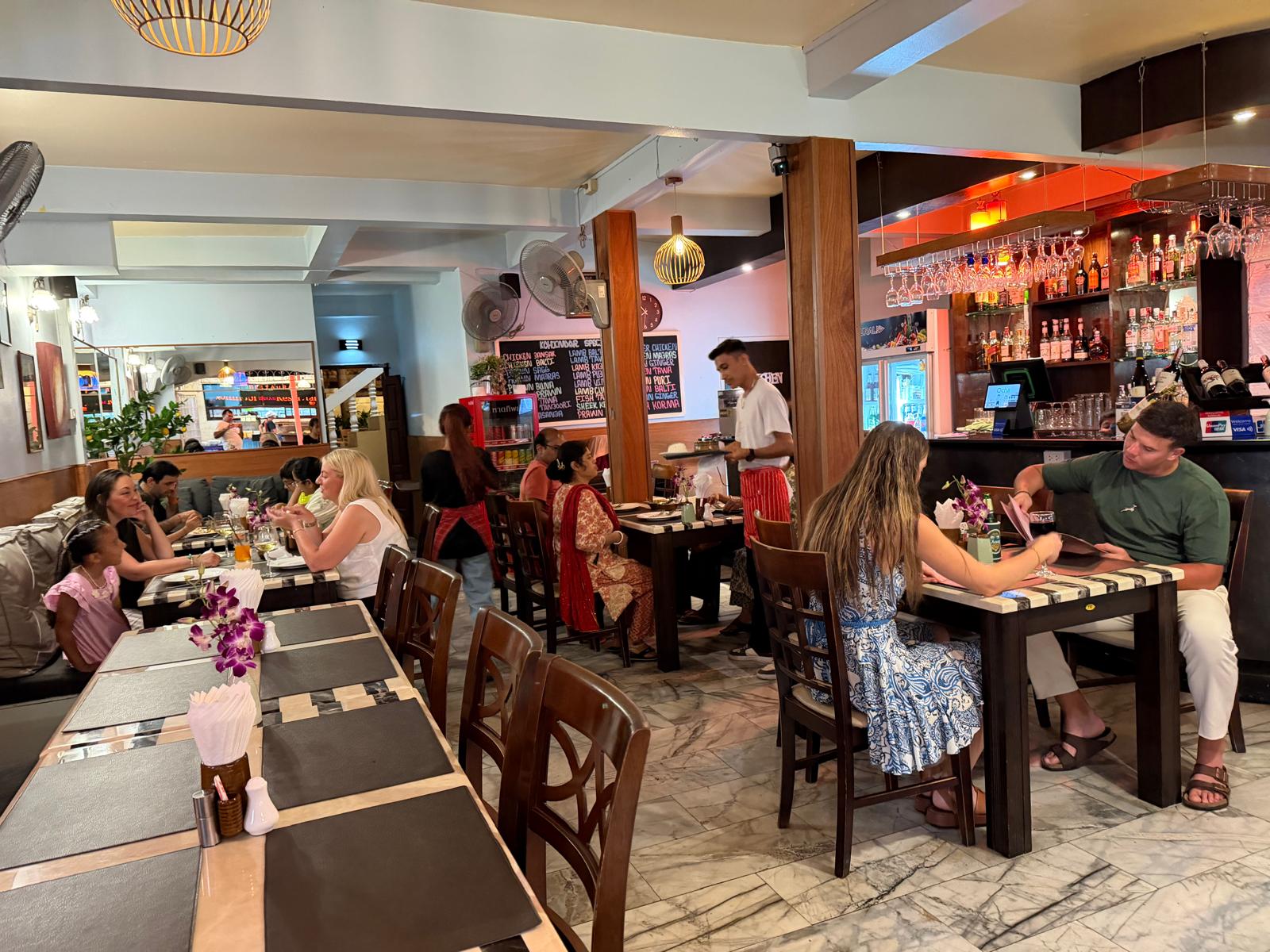Kohinoor Indian Restaurant - Gallery image 5