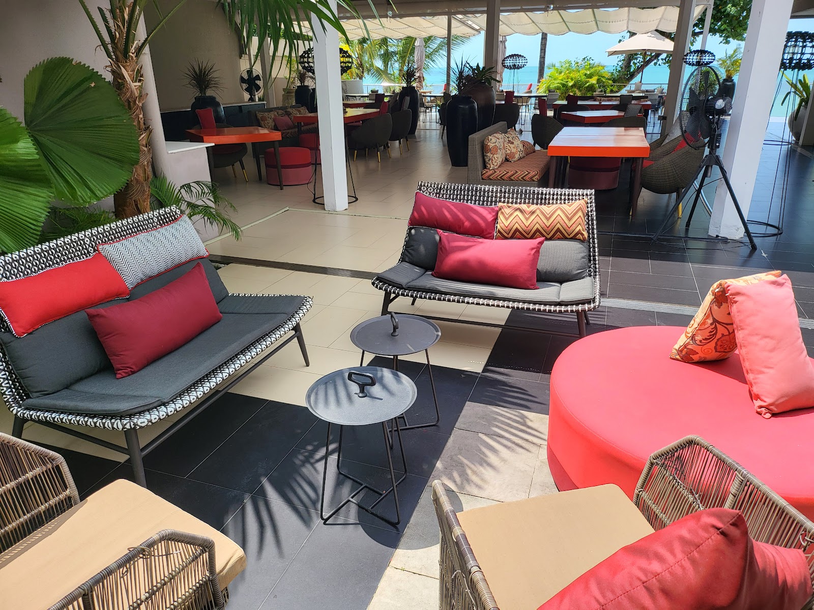 L’Ananas Restaurant - Gallery image 4