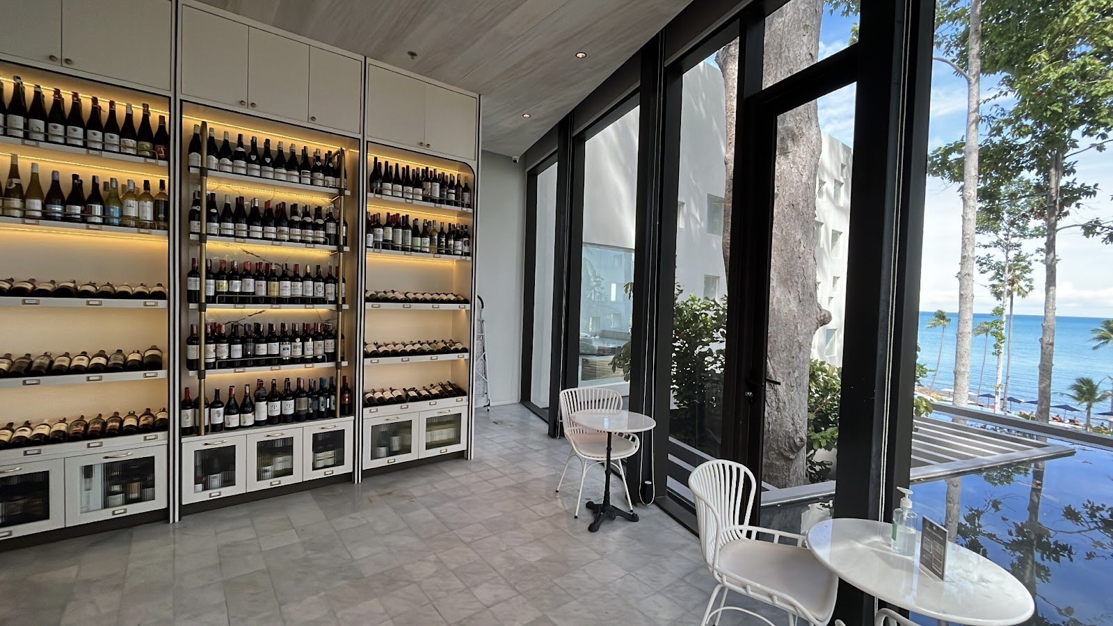 Le Somm De La Maison By Godfather