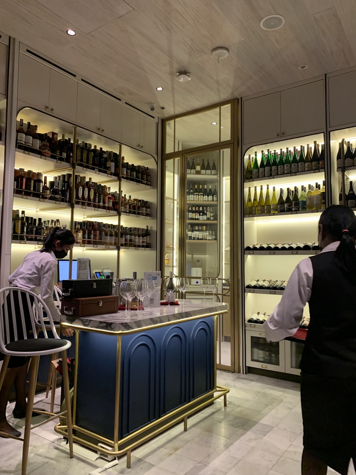 Le Somm De La Maison By Godfather - Gallery image 4