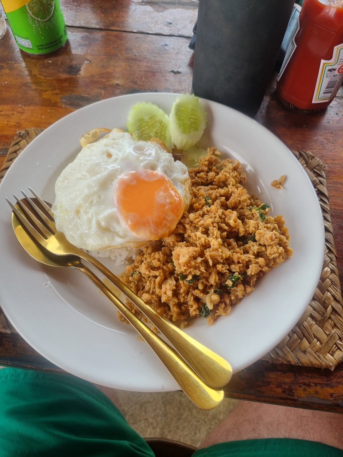 Mamba Beach Lounge & Restaurant