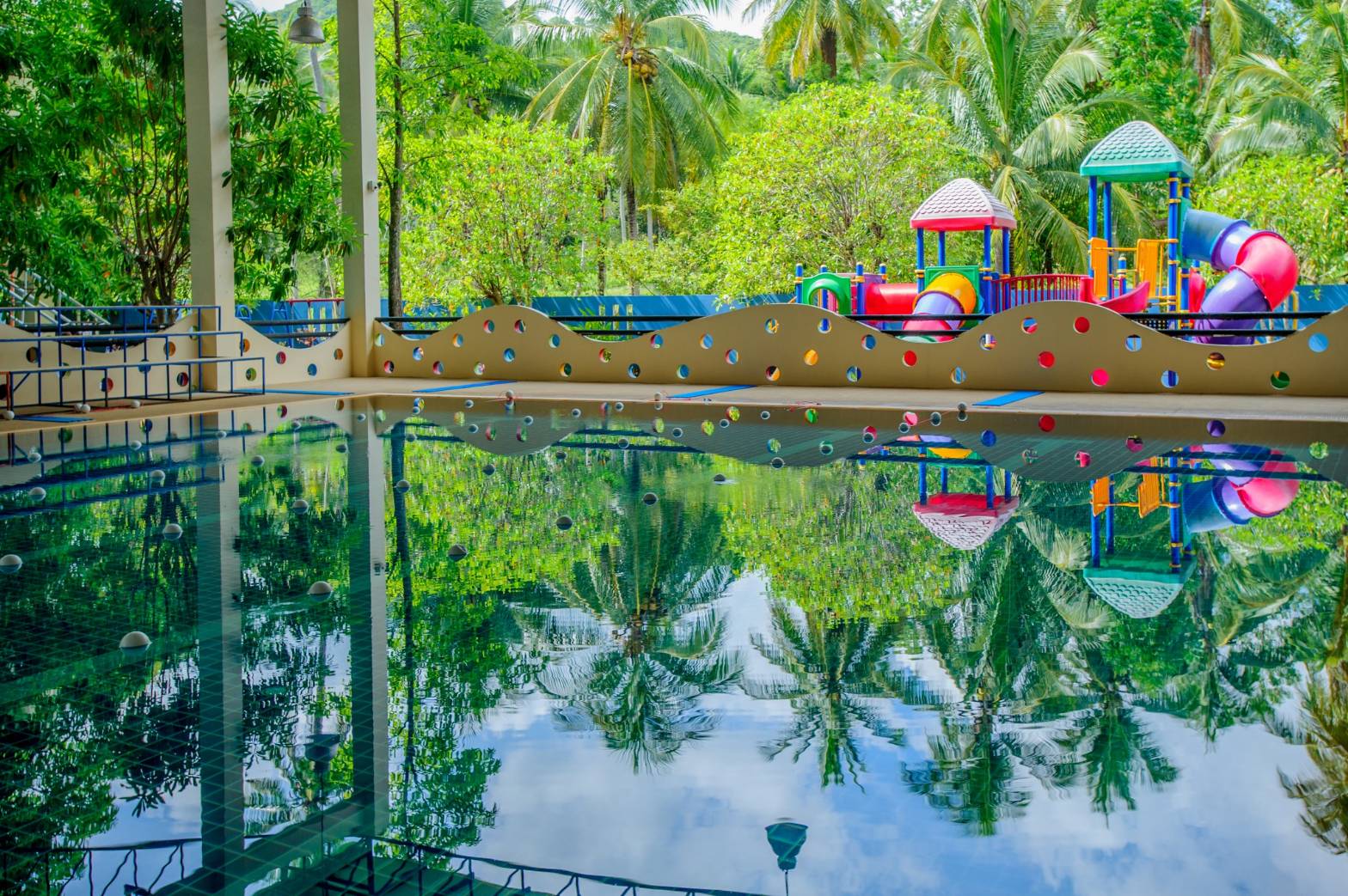 Oonrak Koh Samui School