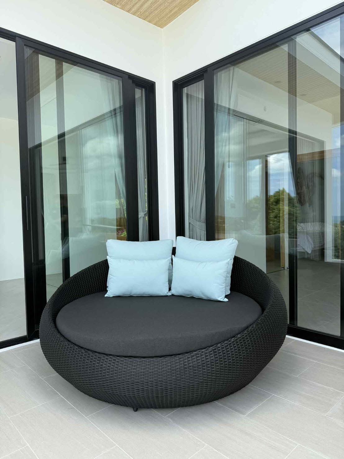 Pechvadee Furniture