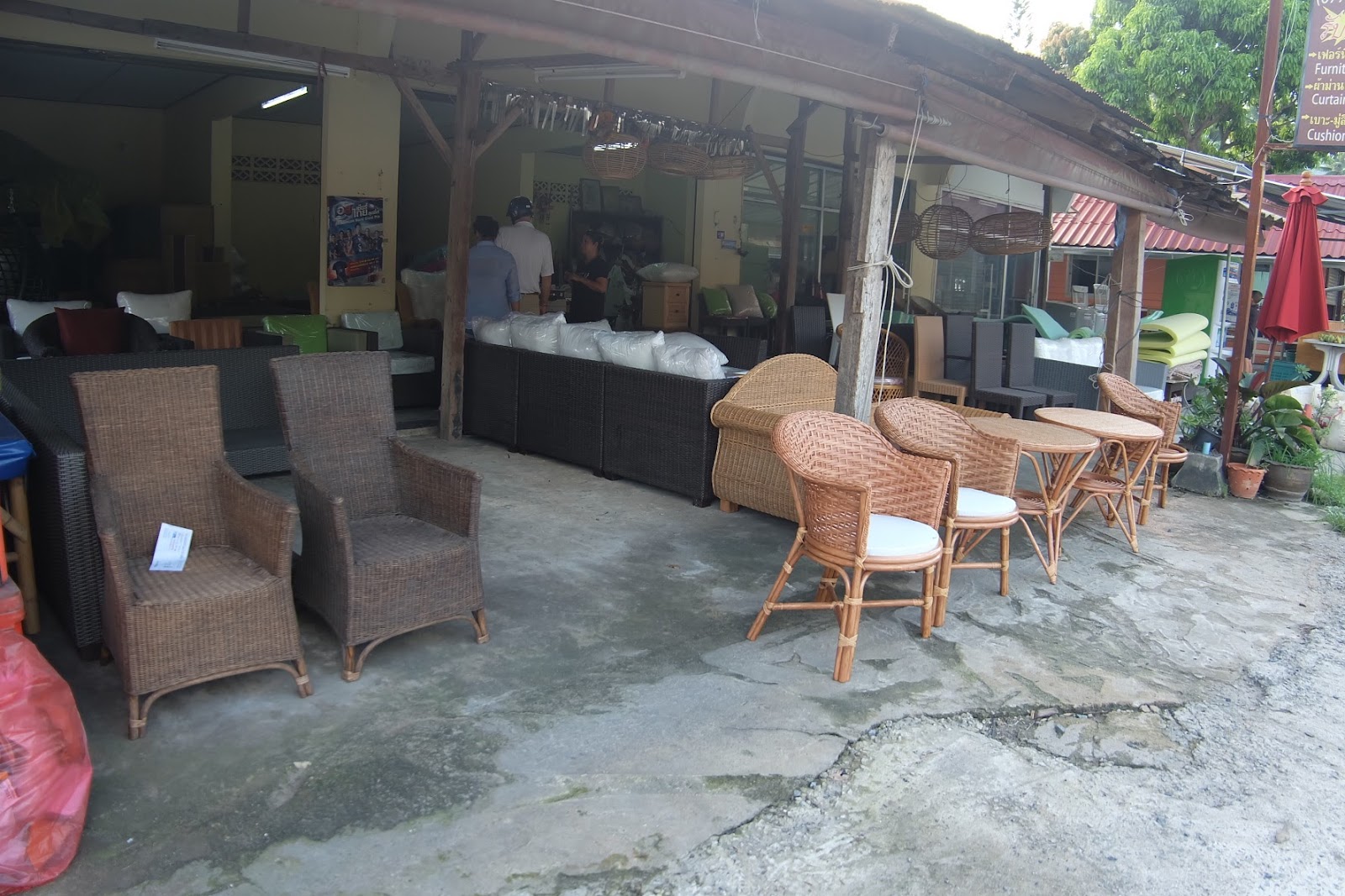 Pechvadee Furniture