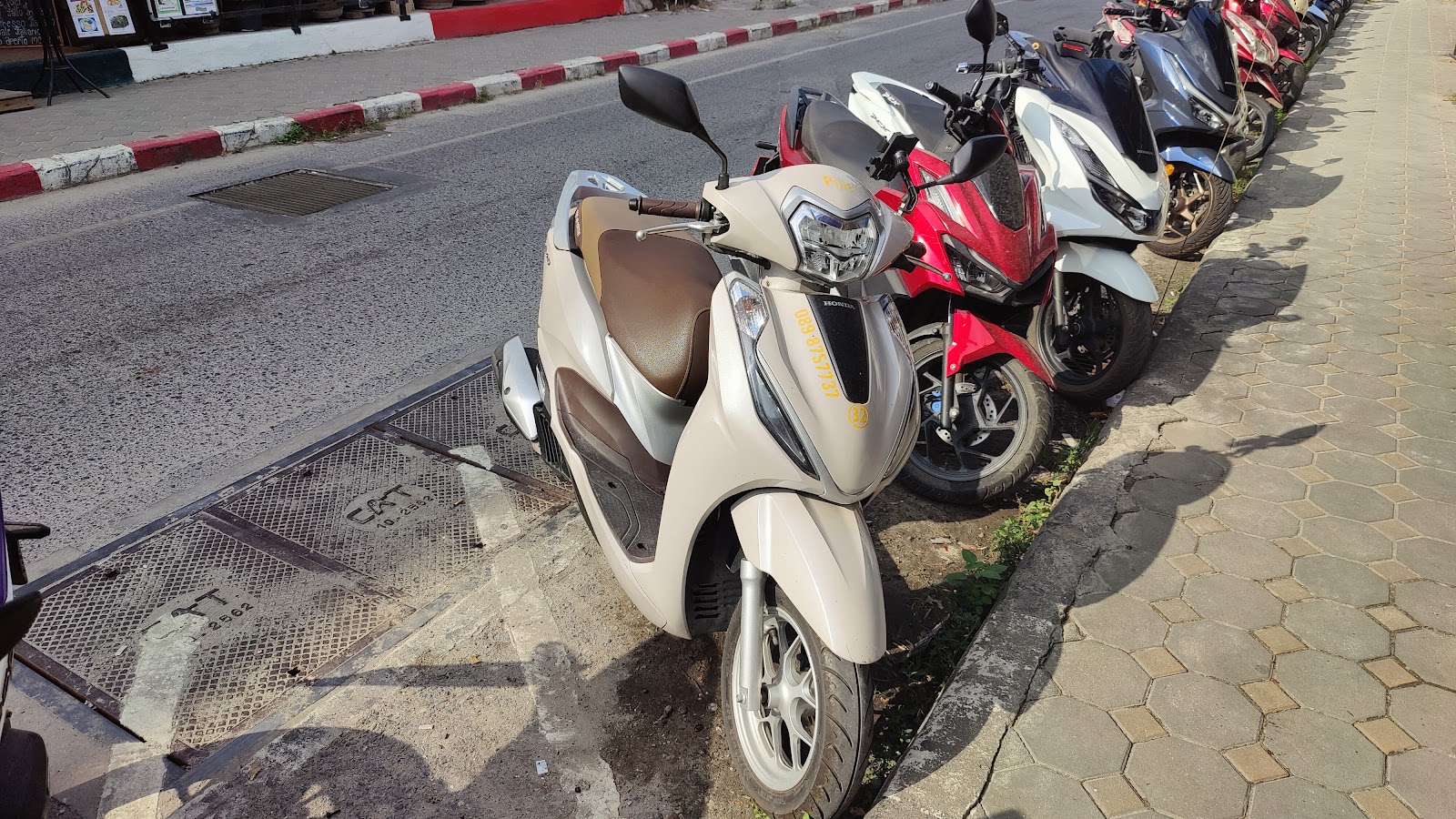 Samui PIJIT Motorbike and Car Rental - Gallery image 4
