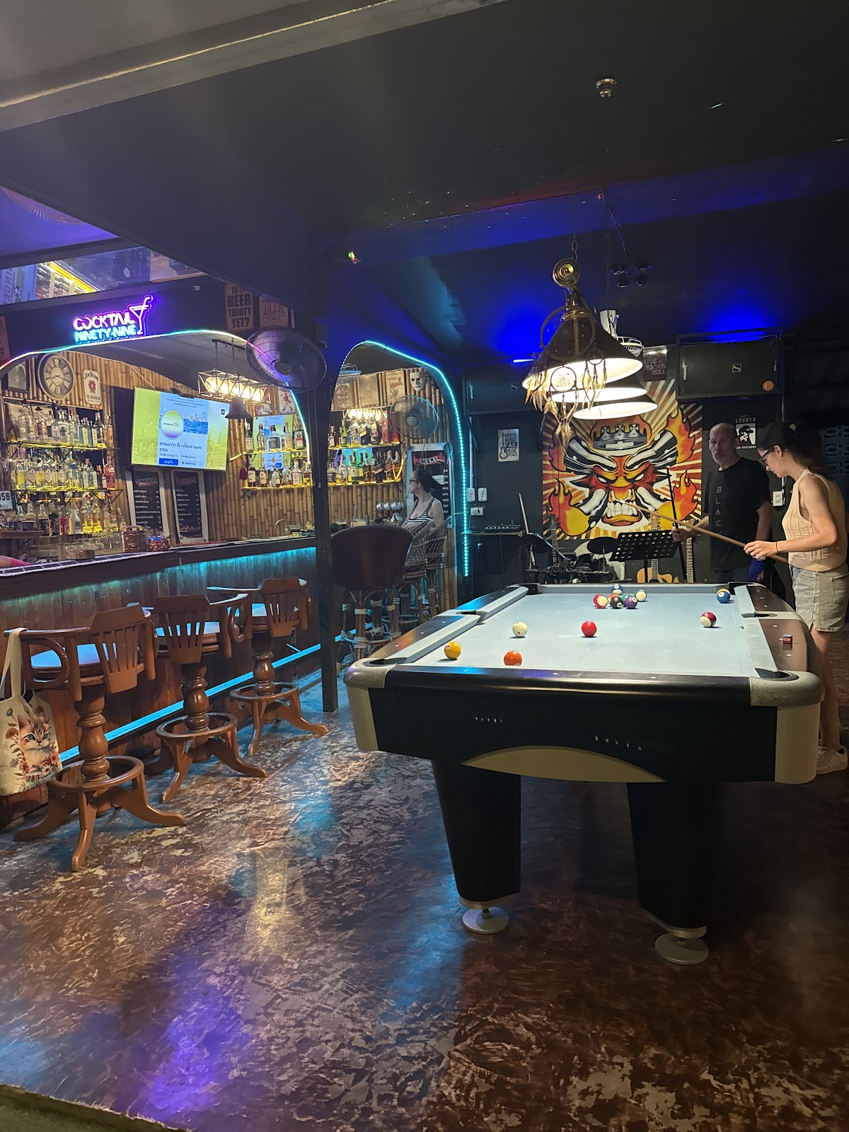 Pit Stop Bar