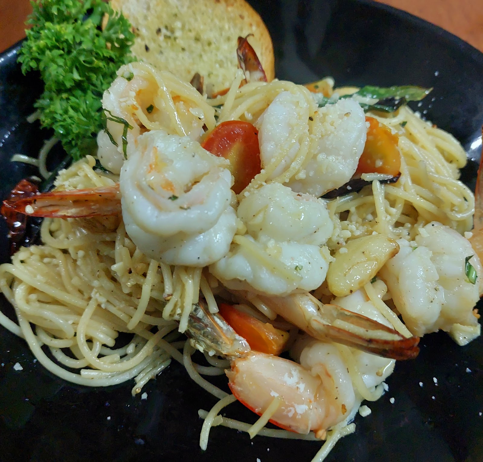 Pui Relax Restaurant & Bar