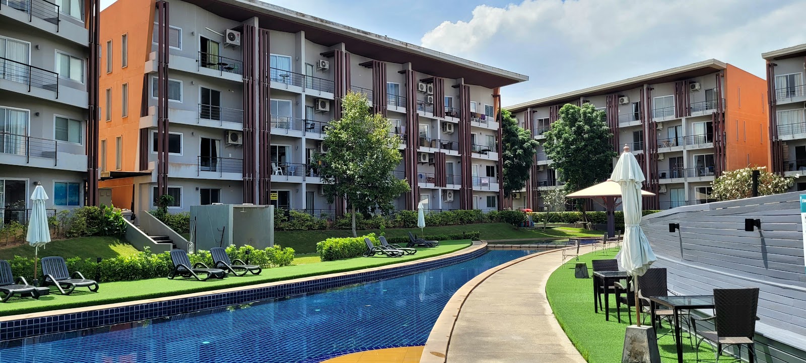 Replay Residence & Pool Villa