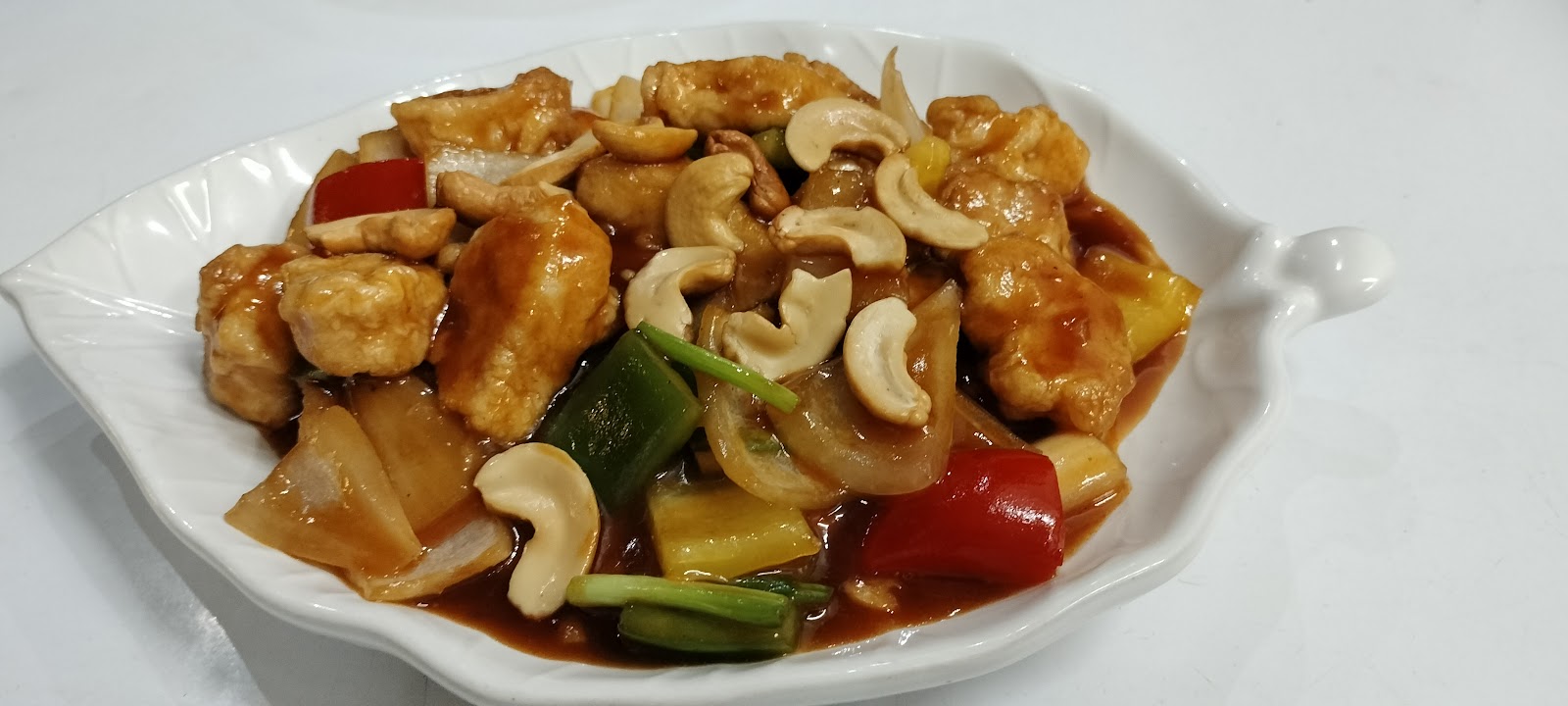 RungRueng Restaurant