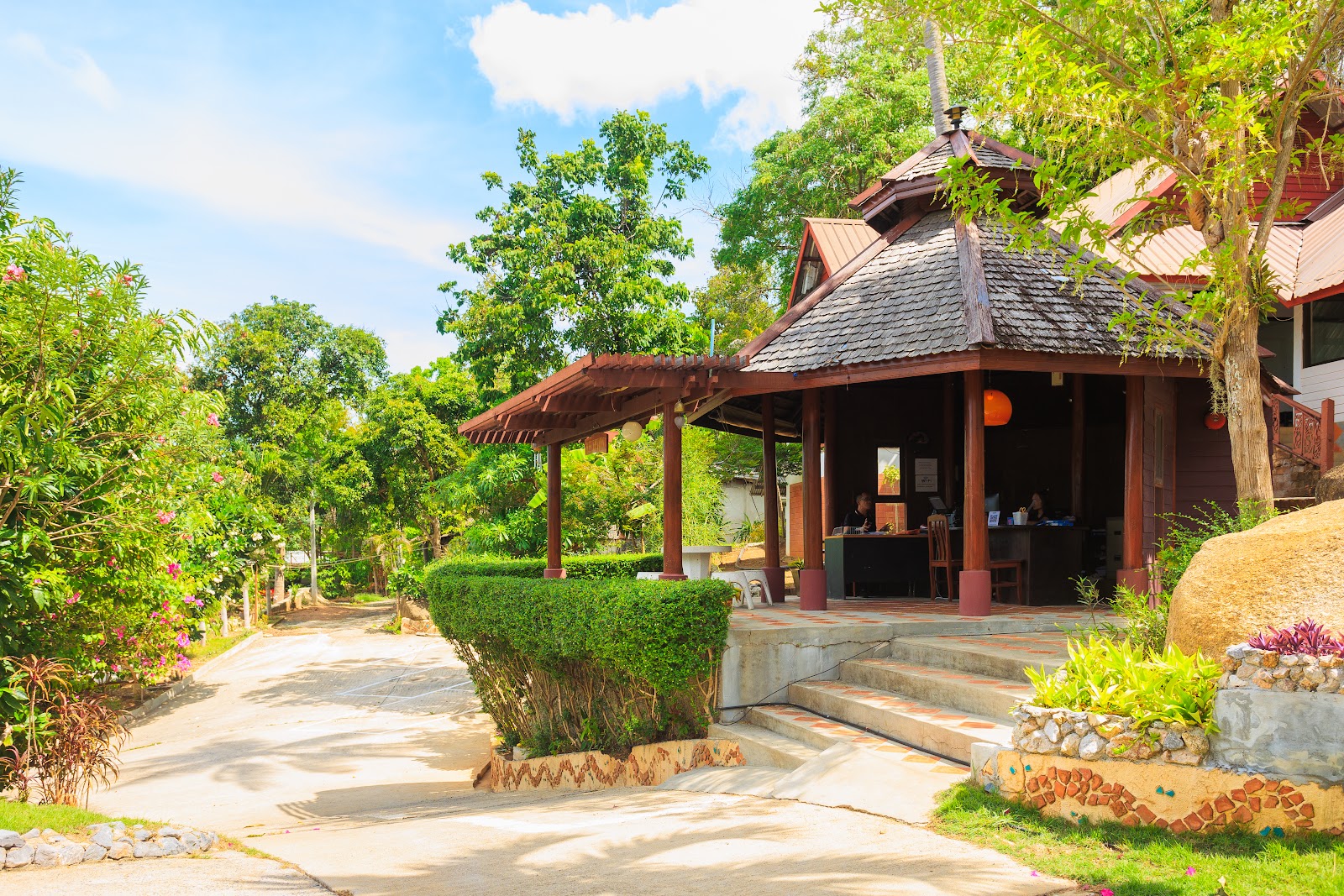 Samui Wooden Hill Resort