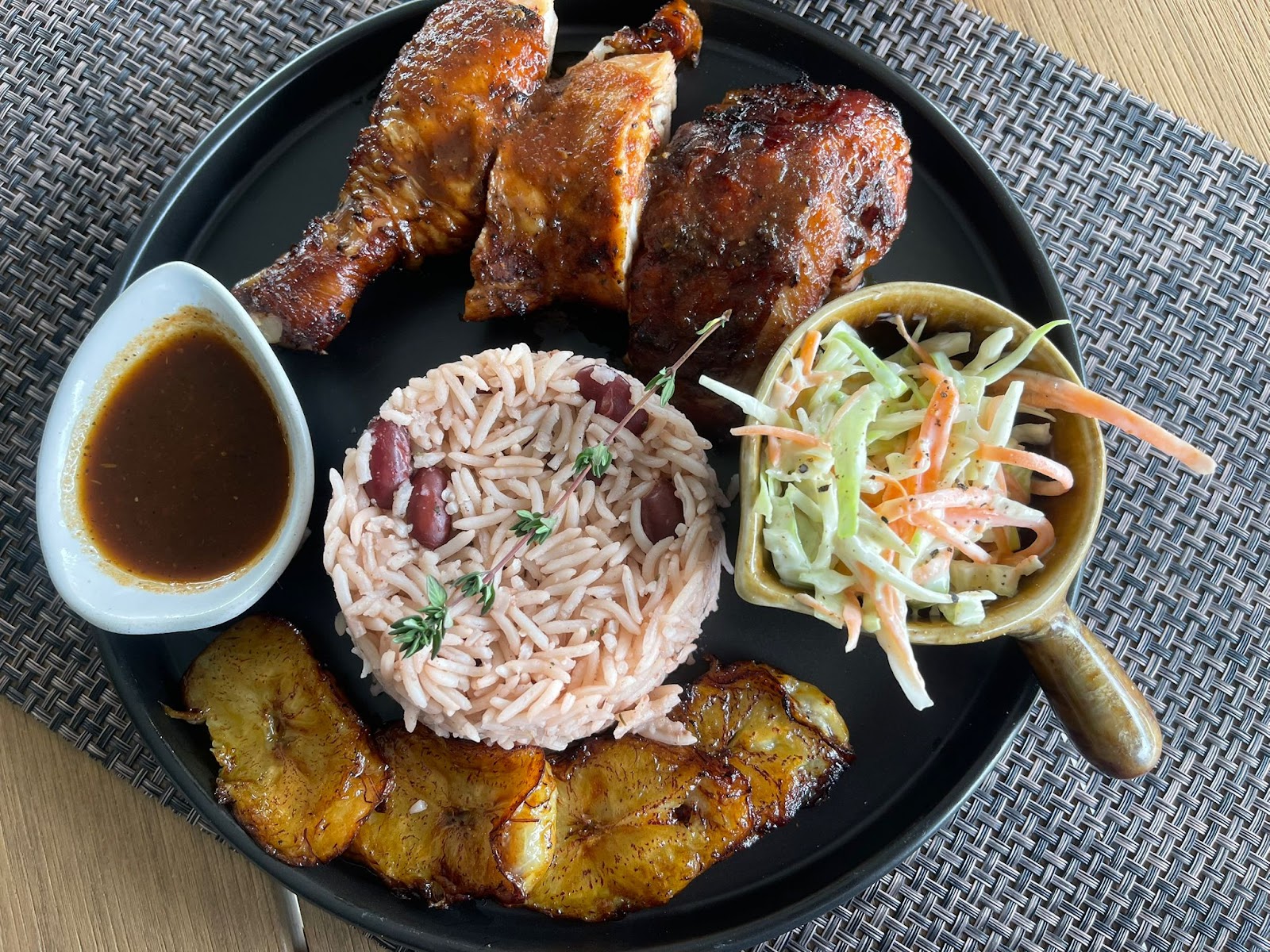 Sky Lounge - Jamaican Bar & Grill
