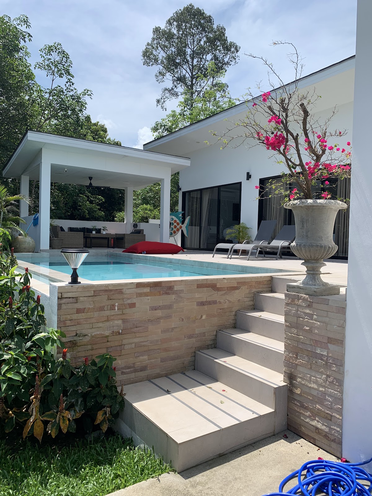 S&P Villa Management