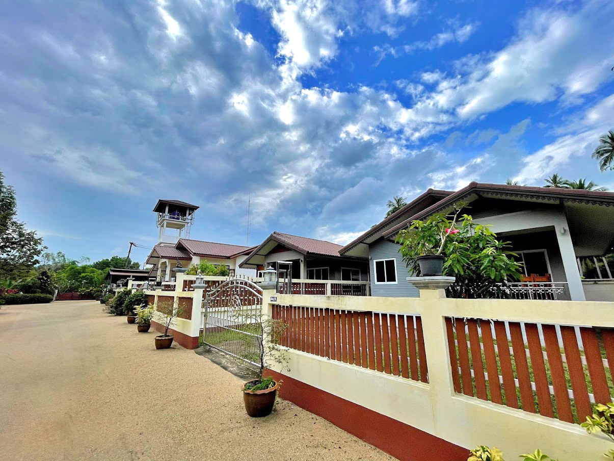Srifa Resort