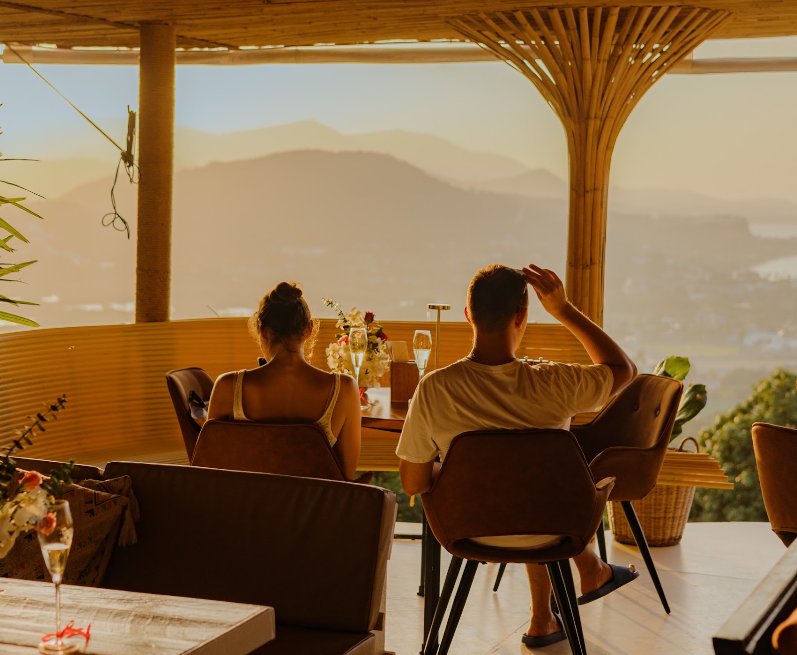 The Cocoon: Viewpoint Restaurant