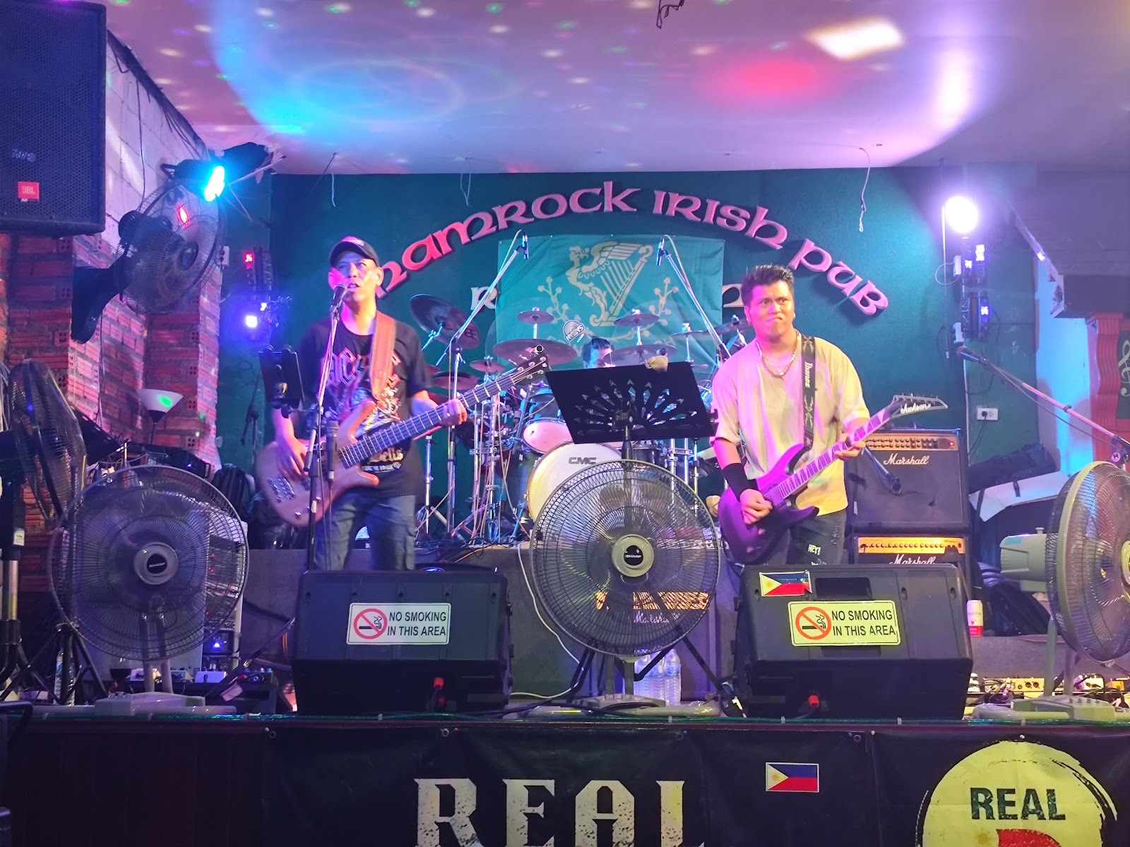 The Shamrock Irish Pub