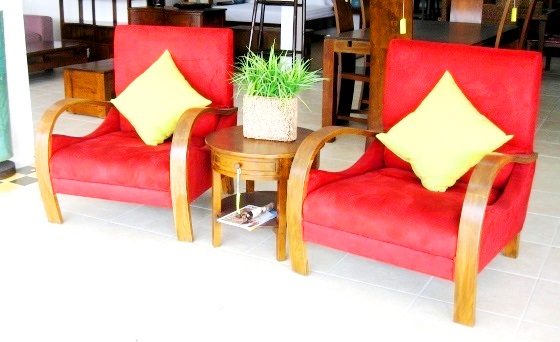 Thicha Furniture