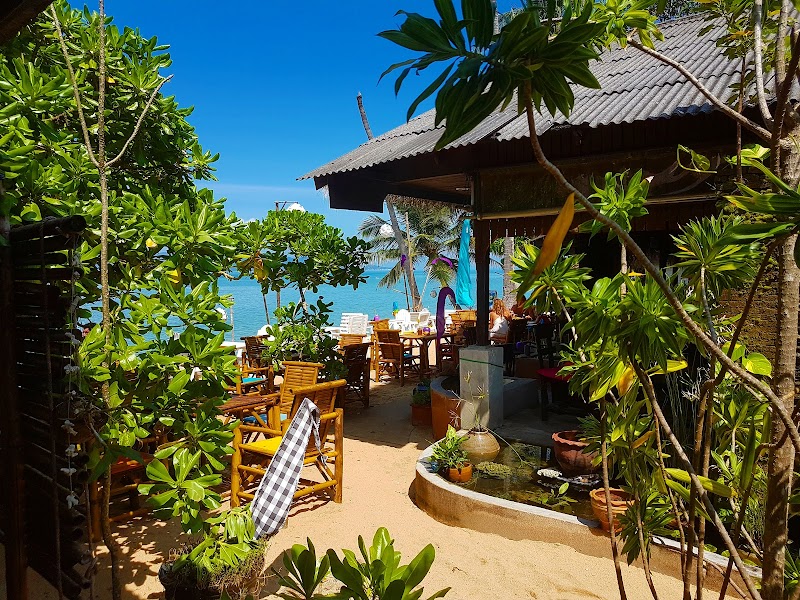 Treehouse Silent Beach