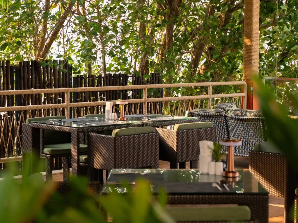Tropikana Beach Bistro - Gallery image 7
