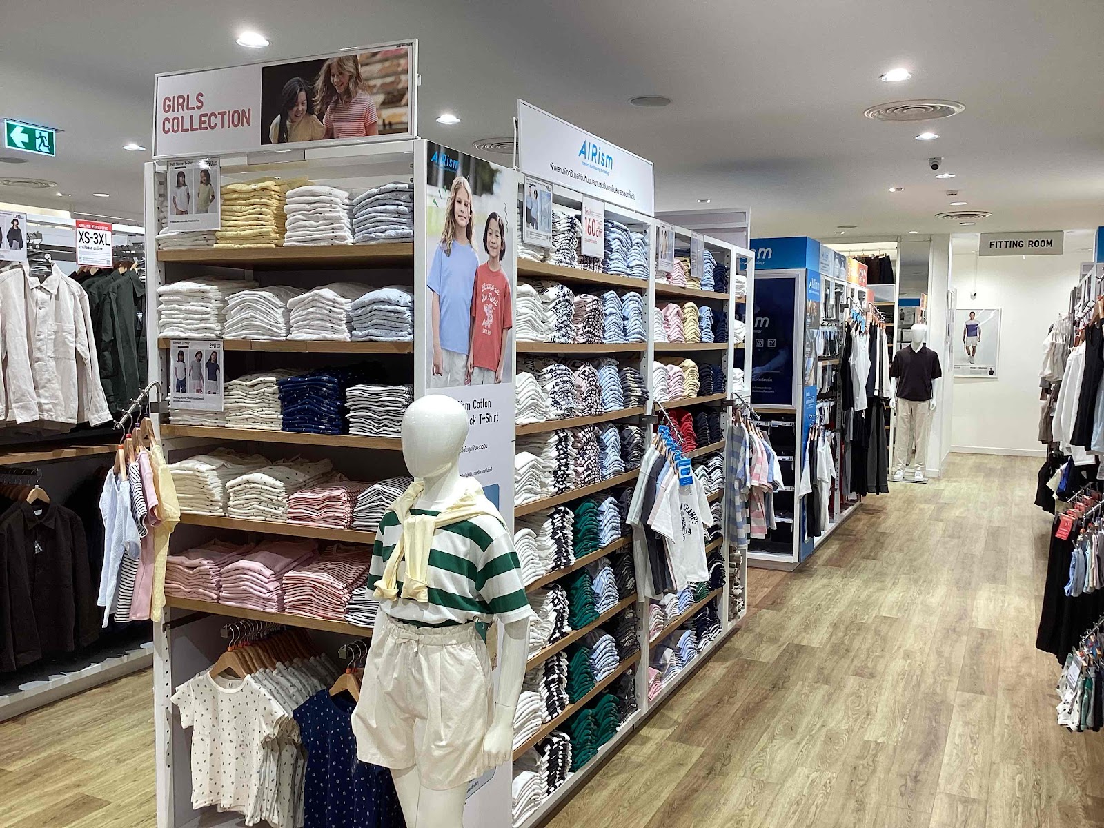 UNIQLO @ Central Samui